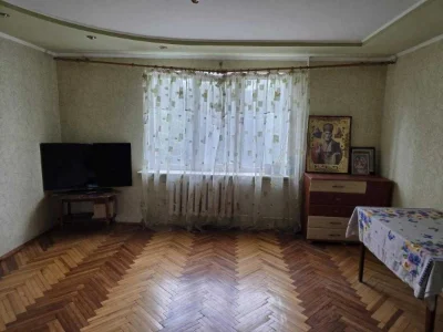 Терміновий продаж 3-кімнатна квартира,вул Миколайчука!