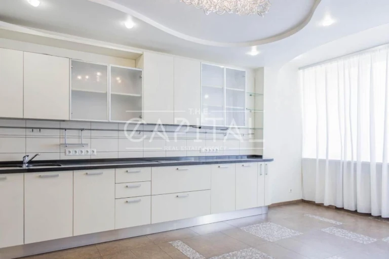 Продаж 3к квартири, вул. Микільсько-Слобідська, Дніпровський