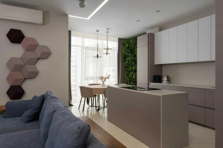 Продам 2-кімн. Саперне Поле вул. 3, 93 м.кв