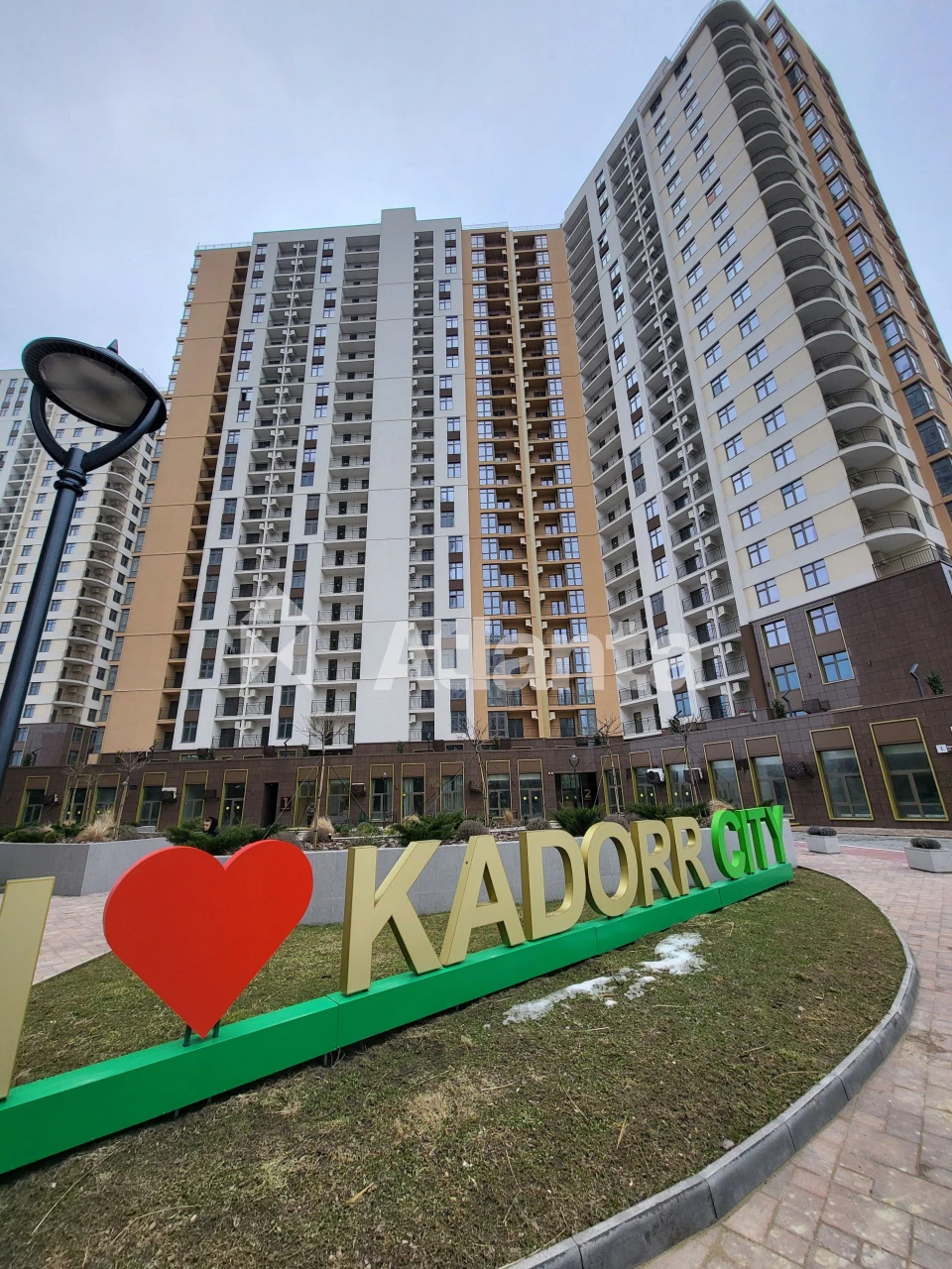 65 Жемчужина! Новая дизайнерская квартира с мебелью и техник