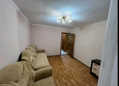 Продам 2 кім кв, Замостя!!