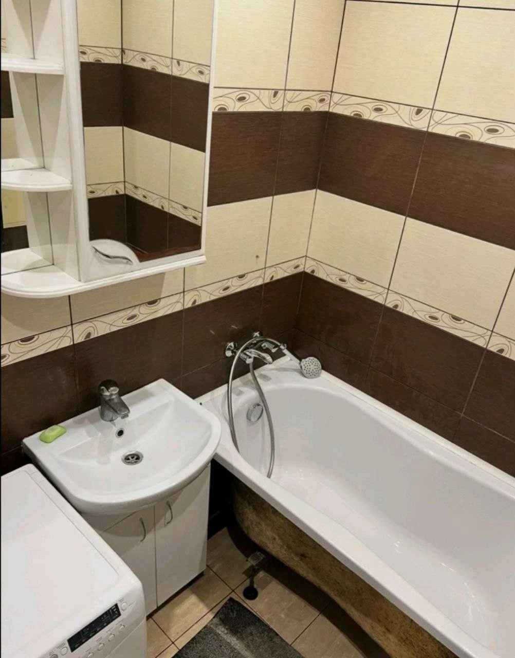 Продам 2 кім кв, Замостя!!