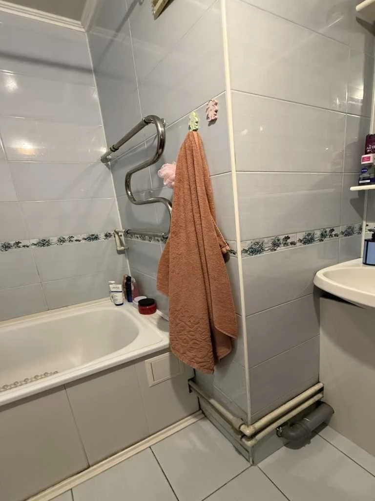 Продам 1к квартиру, 43кв.м, цегла, р-н Конкорда