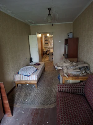 Продаю 3 к. кв. Соляні