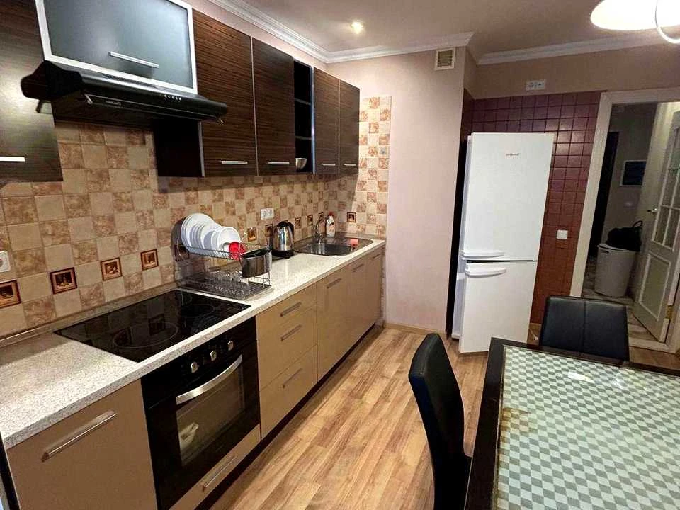 Квартира. Київ, Авіаконструктора Ігоря Сікорського вул.