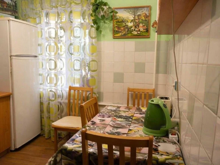 Продам 2-кімн. квартиру Соборный район, м-н Гагаріна, пр-кт