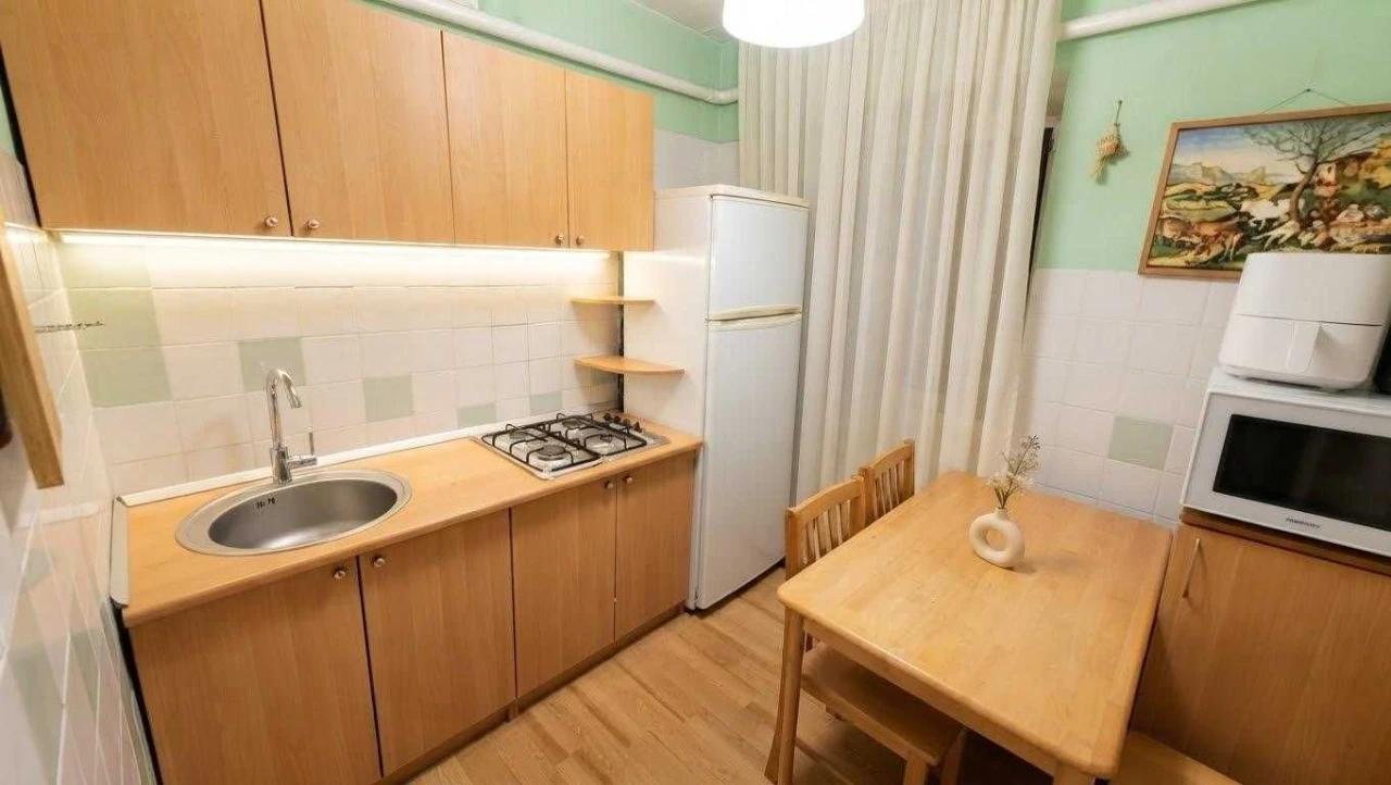 Продам 2-кімн. квартиру Соборный район, м-н Гагаріна, пр-кт