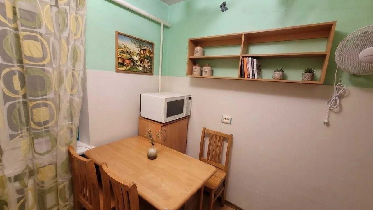 Продам 2-кімн. квартиру Соборный район, м-н Гагаріна, пр-кт