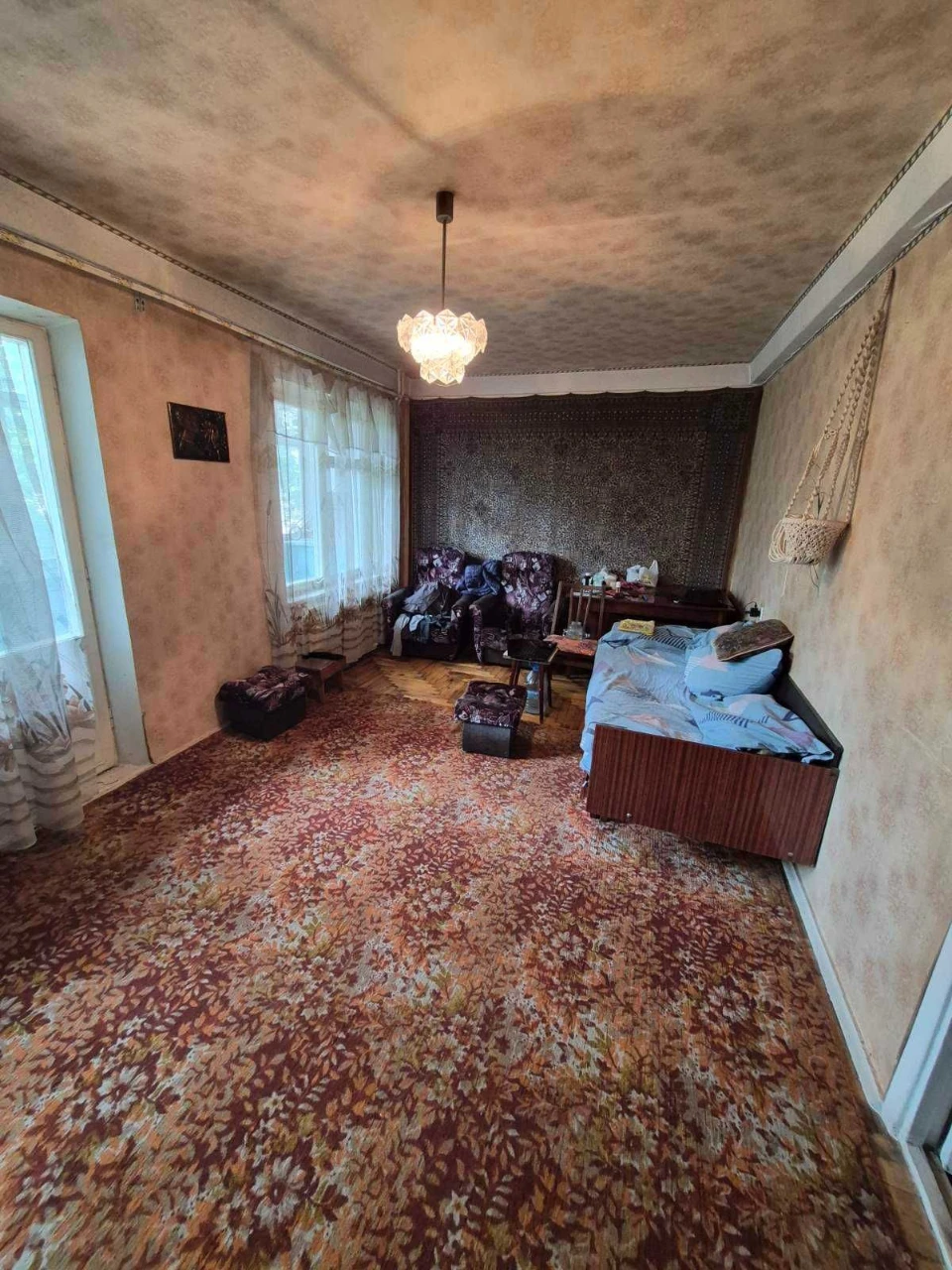 Продам 2 комнатную квартиру улица Светлая 2 этаж