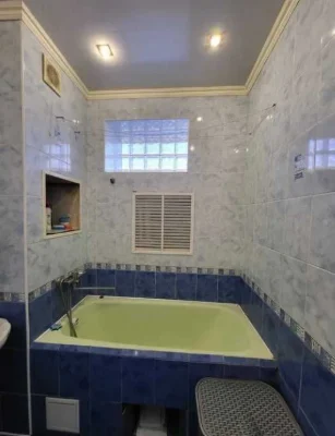 Продам 3 комнатную квартиру 54 м2 на 2 этаже метро Индустриа