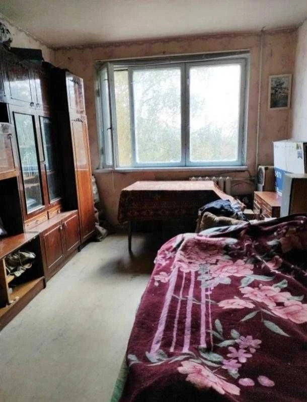 в прод*жу 2 к. квартиру м. Салтовская