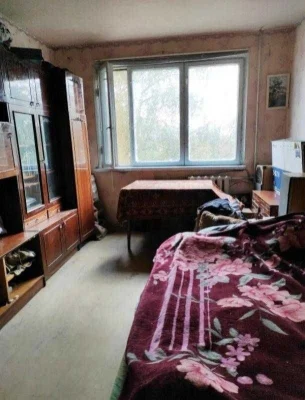 в прод*жу 2 к. квартиру м. Салтовская