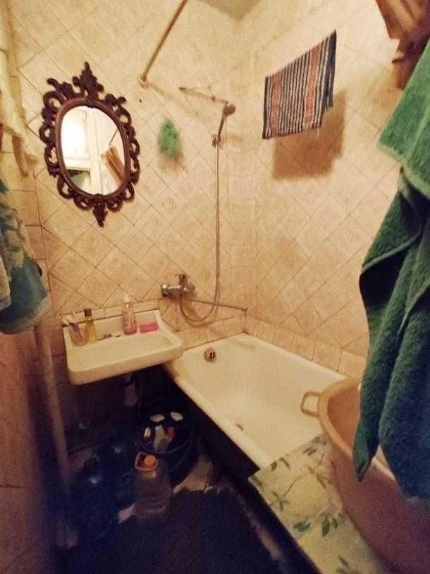 в прод*жу 2 к. квартиру м. Салтовская