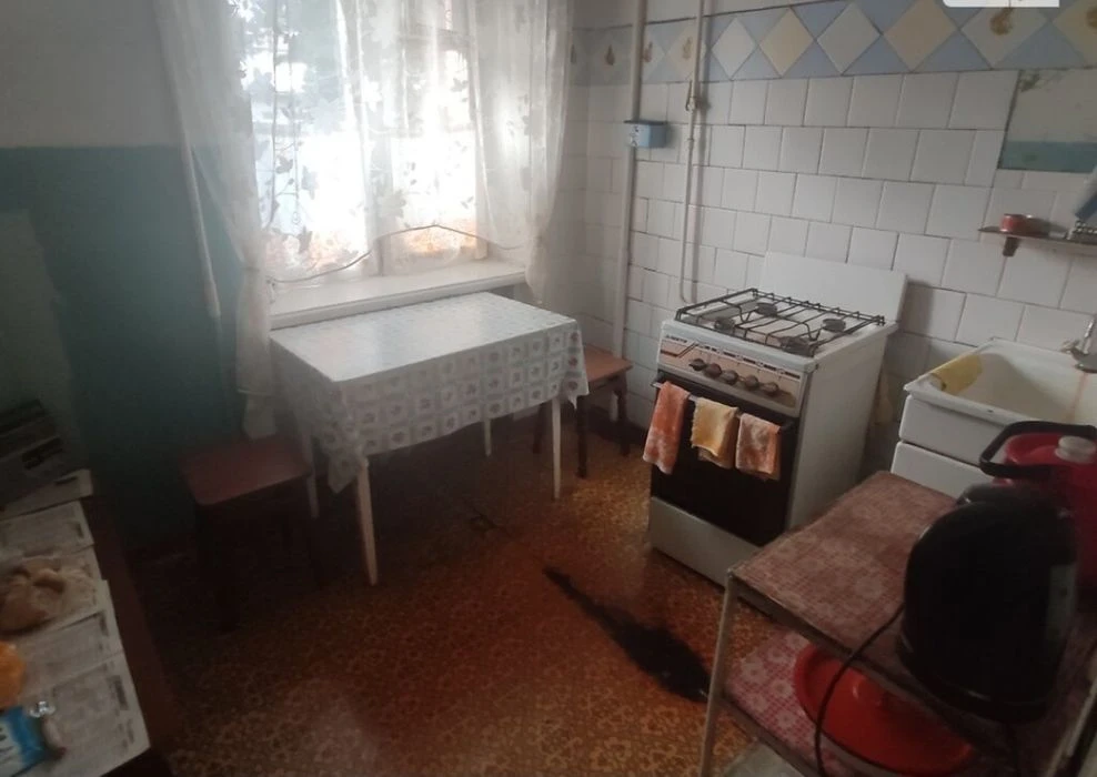Apartment for sale 2 rooms, floor 2 of 5. Pavlo Kichkas