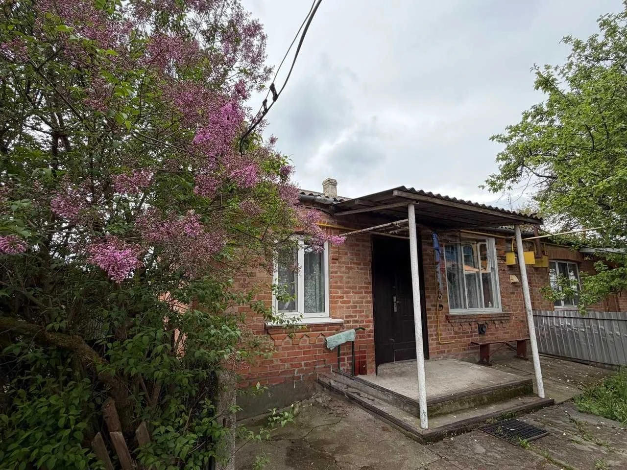 Продаж частини будинку
