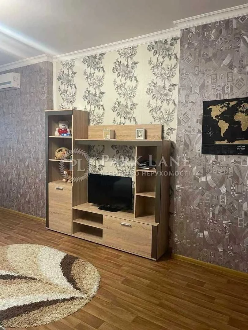 Продаж просторої 2к квартири ЖК Міністерський Мінський масси