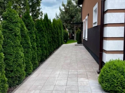 Будинок. Київ, 60-та Садова вул.