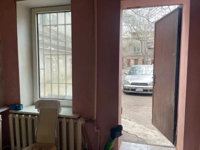 Продажа фасадной квартиры*Одесса -центр.77.6 кв.м.