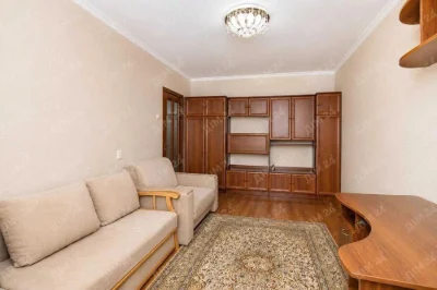 1 кімнатна квартира з ремонтом, меблями та технікою, вул. По