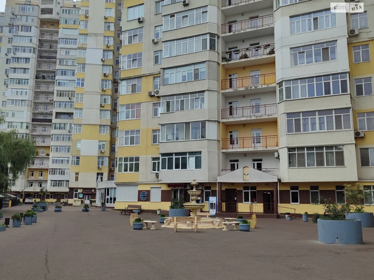 Продаж Квартира Ближні Млини