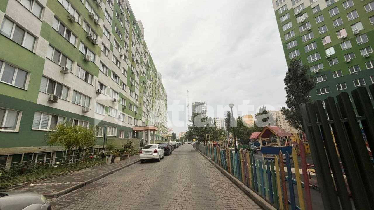 Продаётся 2 комнатная квартира с ремонтом в ЖК Острова