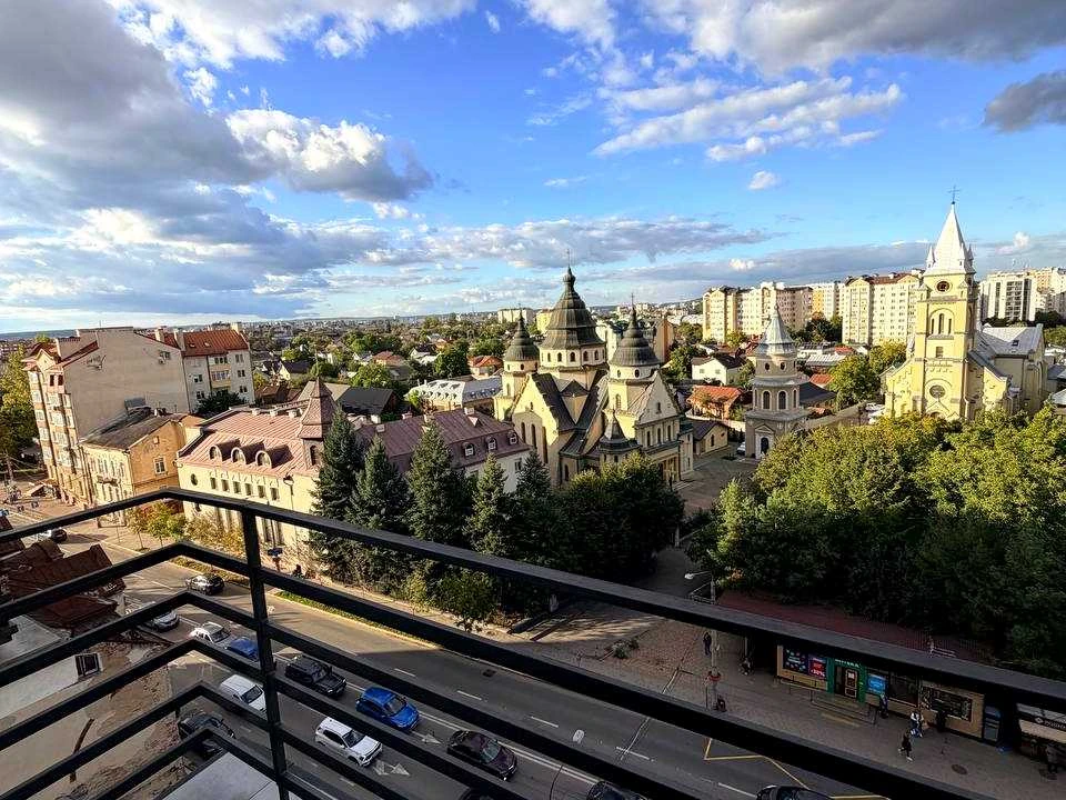 Квартира. Івано-Франківськ, Незалежності вул.