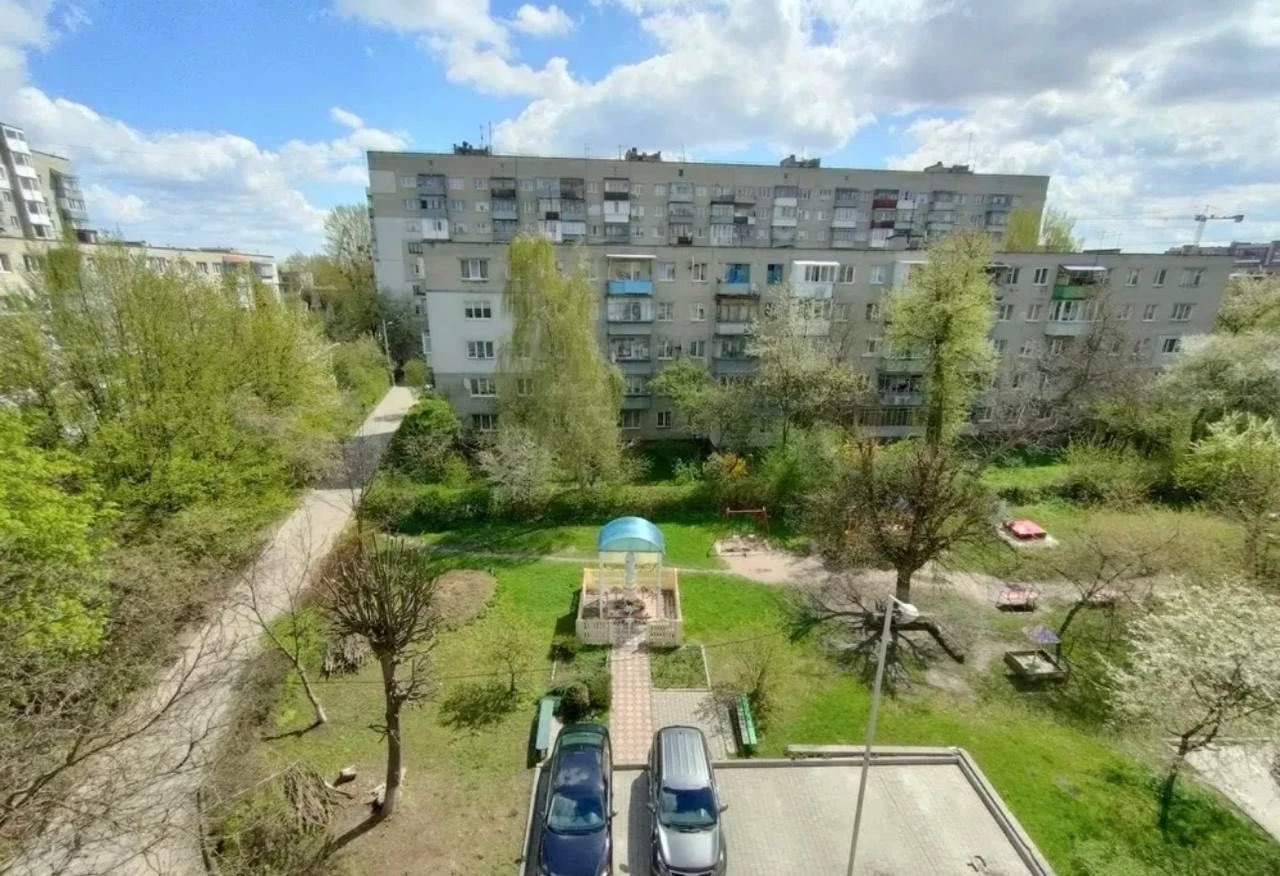 Продаж 2 кімнатної квартири по вул Рубчака Франківський райо