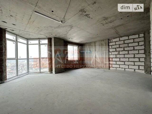 Sale of 3-room apartment 100 sq. m on Andriy Verkhoglyada St. 14A •
