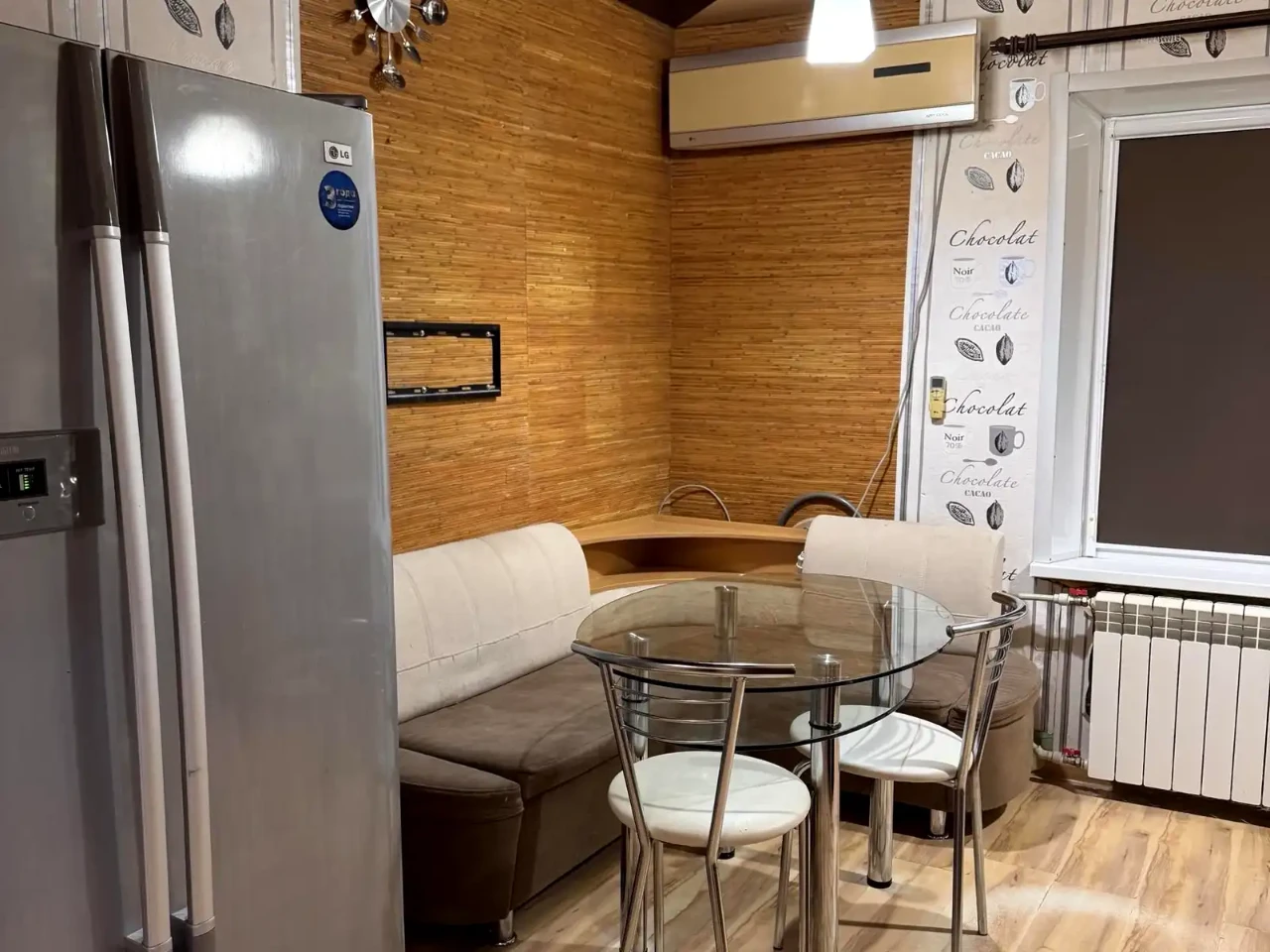 Оренда квартири 3-кімн. 75 м² 9/9 пов.