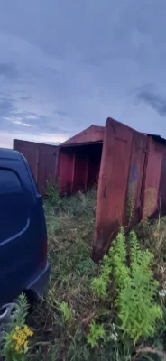 гараж автомобільний розкладний(жданівський завод)