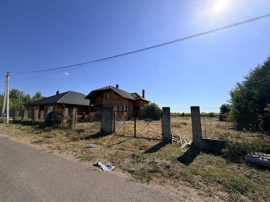 Продаж будинку з комунакаціями/175м2/24 сотих/Газ/Вода/Світл