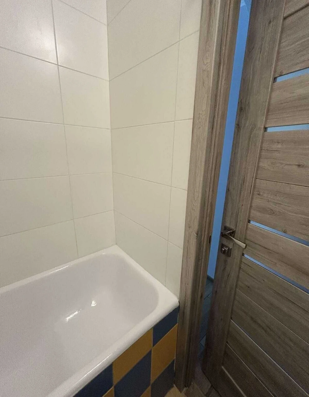 Продаж 1к квартира, Вереснева 5, Парк Партизанської слави