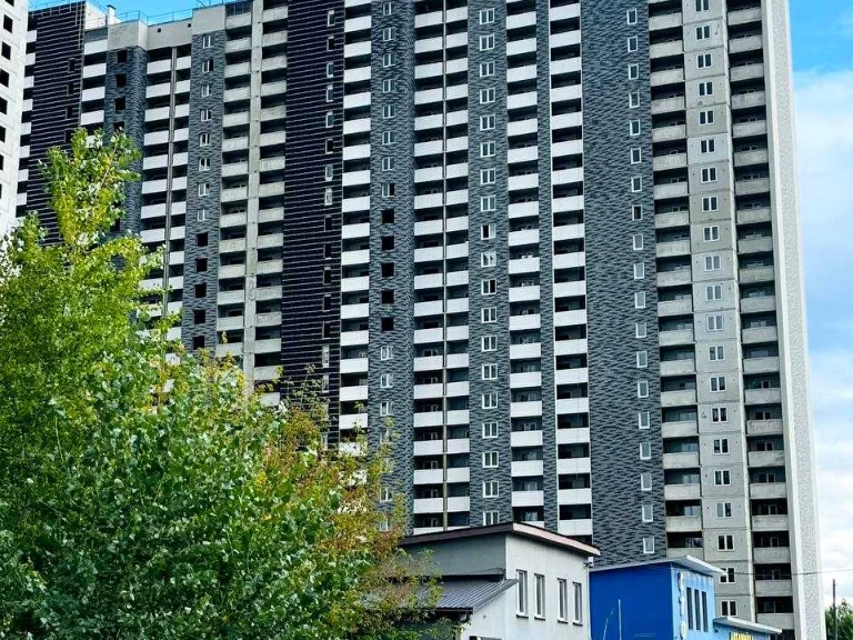 Квартира. Київ, Героїв Енергетиків вул.