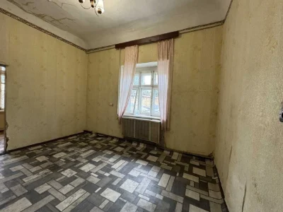 2-кімнатна квартира в історичному центрі біля парку Шевченка