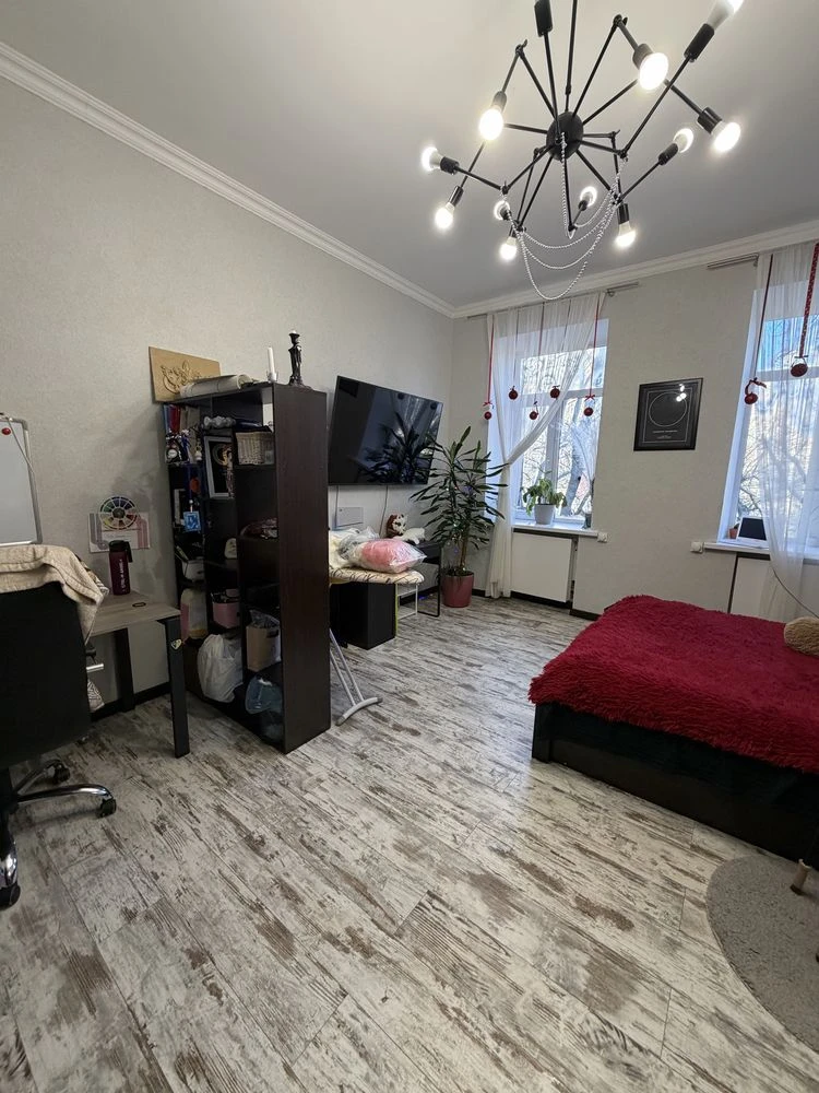 Продам 3-х кімнатну квартиру, еВідновлення