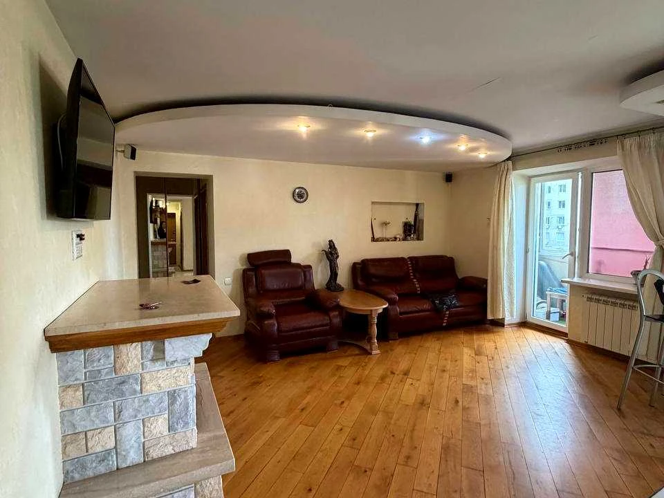 Квартира. Одеса, Івана та Юрія Лип вул.