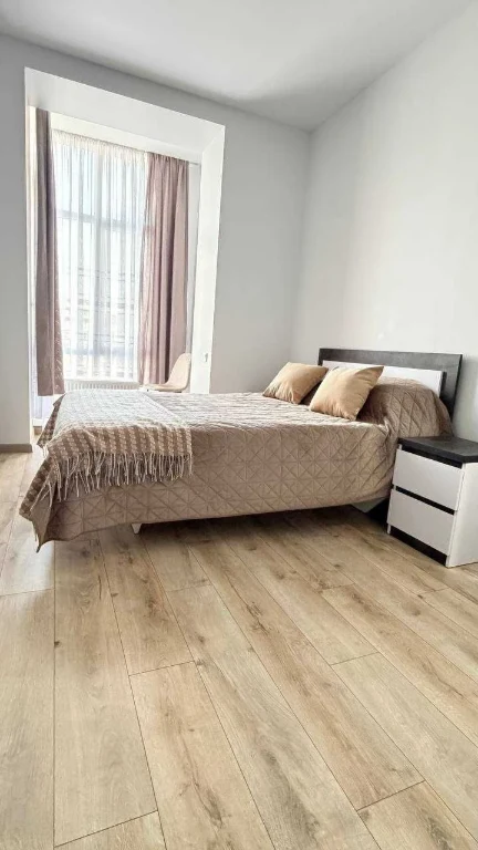 Продаж 1кімнатної квартири в ЖК Статус Парк (Виставка)