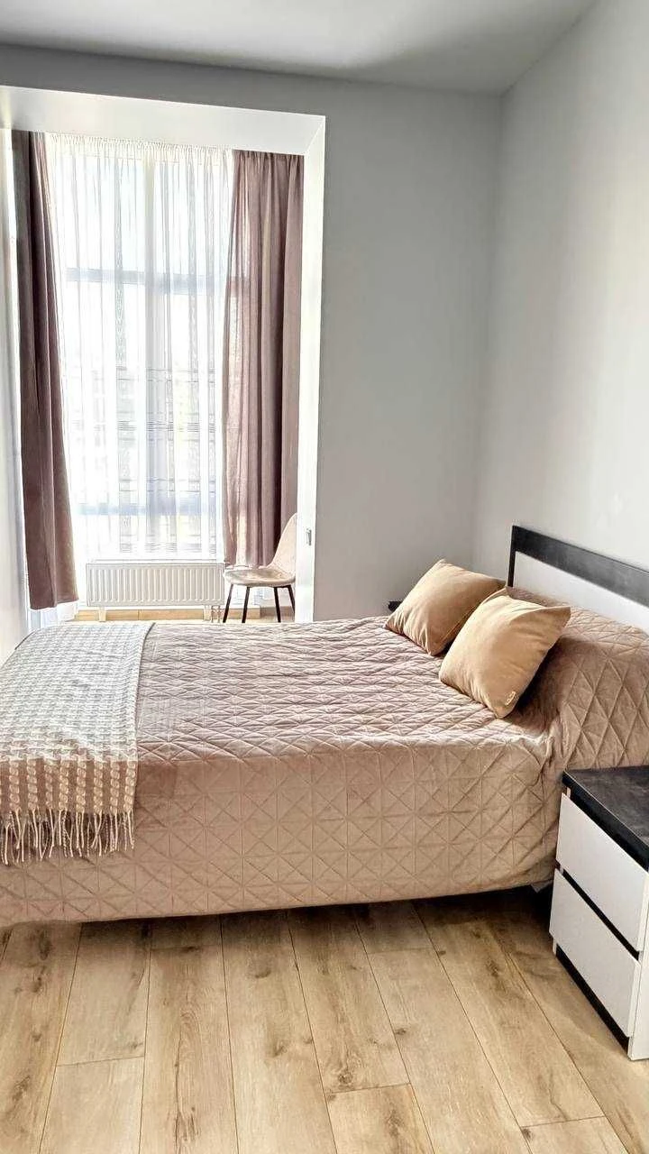 Продаж 1кімнатної квартири в ЖК Статус Парк (Виставка)