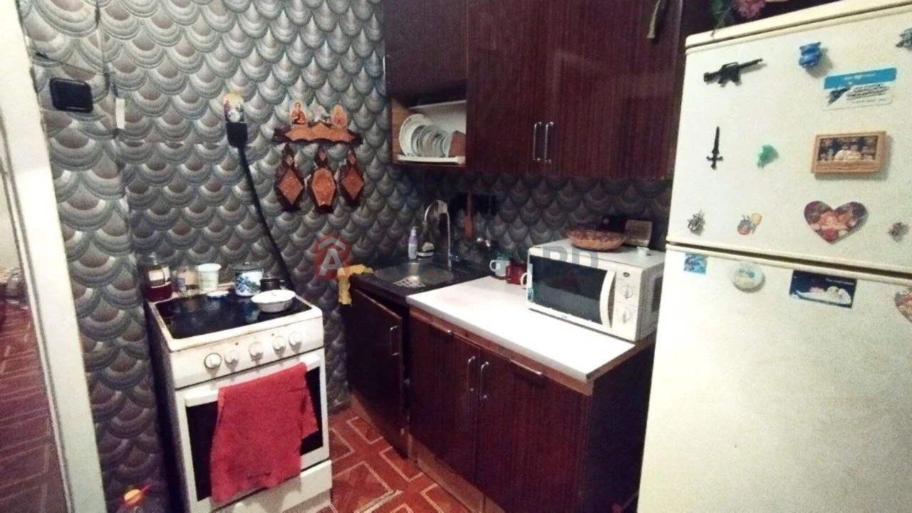 Цегляний будинок. 2 поверх. 2 роздільні кімнати