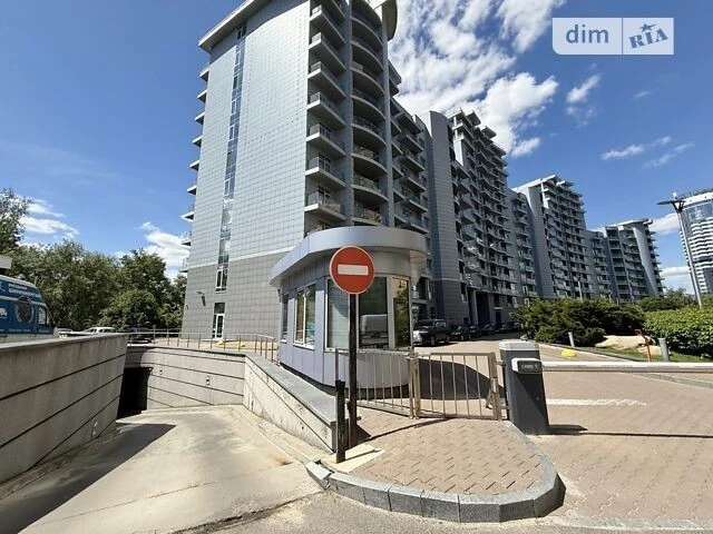 Sale of 4-room apartment 115.4 sq. m. on Raisy Okipnoi St. 18 • ID