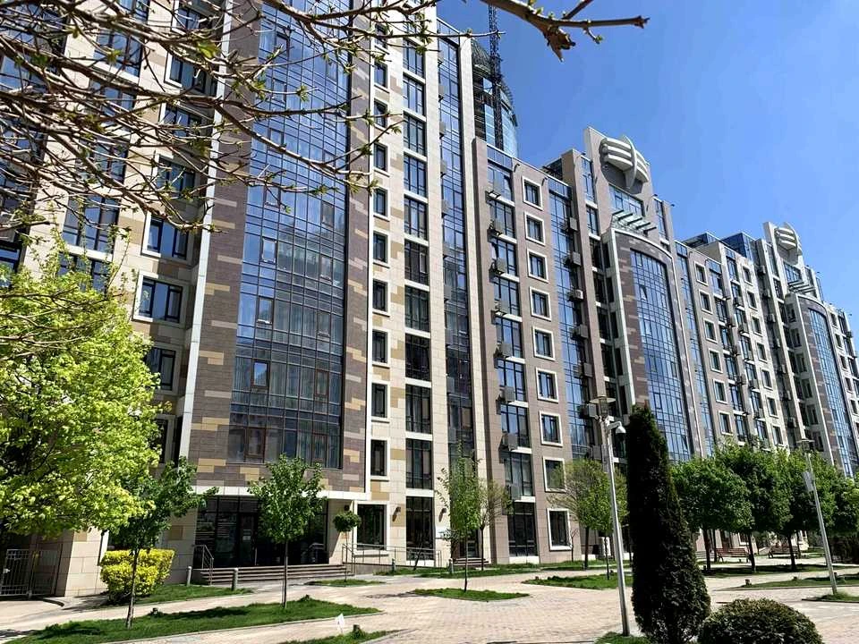 Квартира. Київ, Саперне Поле вул.