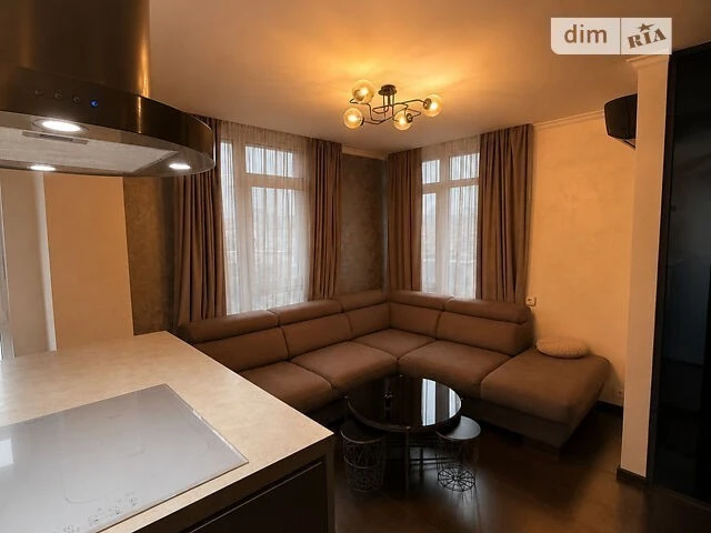 Sale of 2-room apartment 74 sq. m. on 7 John McCain Street • ID 34