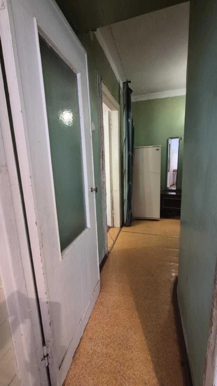 Продам 2-к квартиру, 4/5 пов, на вул. Варненській/100-я школ