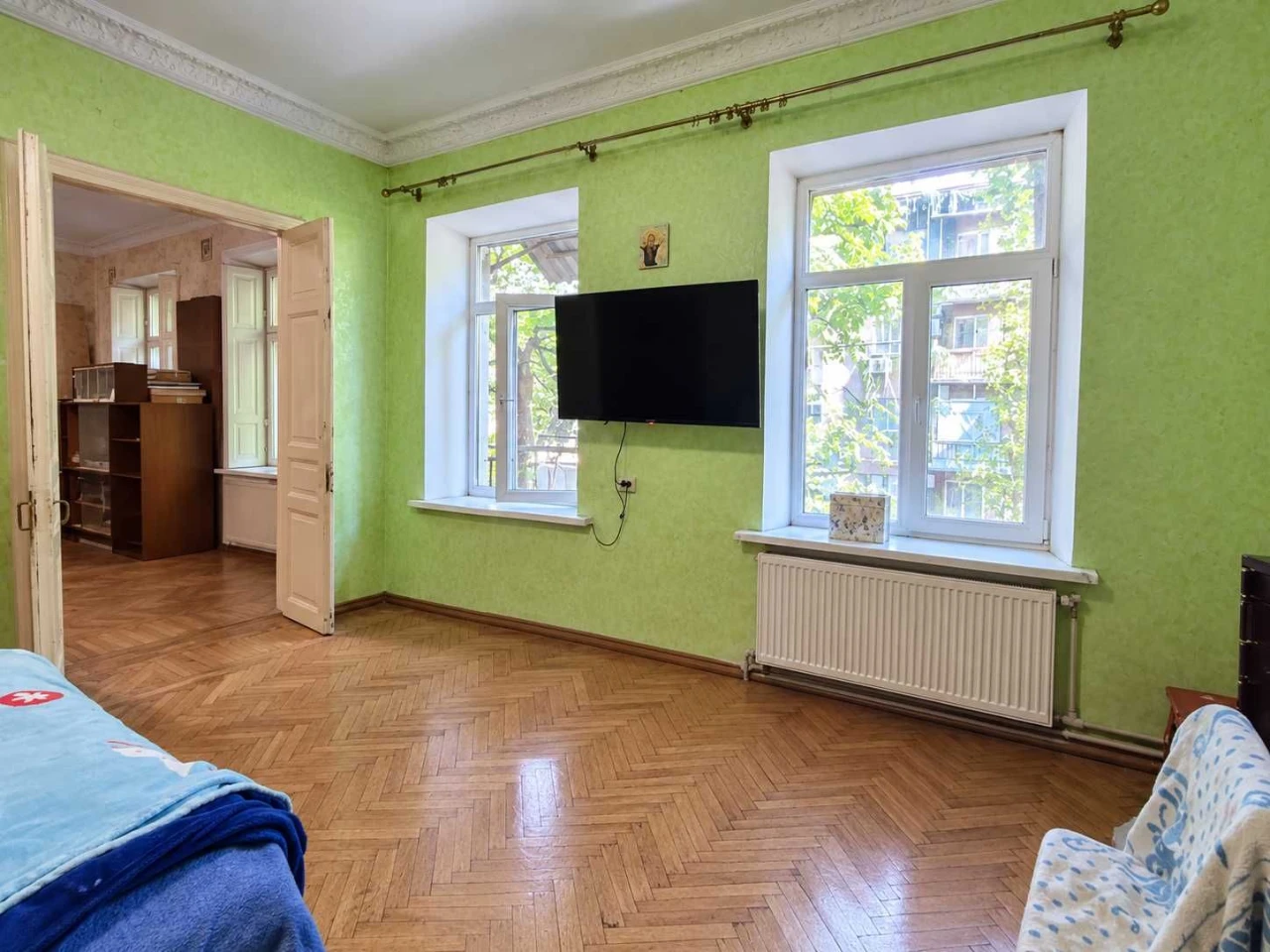 Продам  большую  квартиру  в Центре  города.