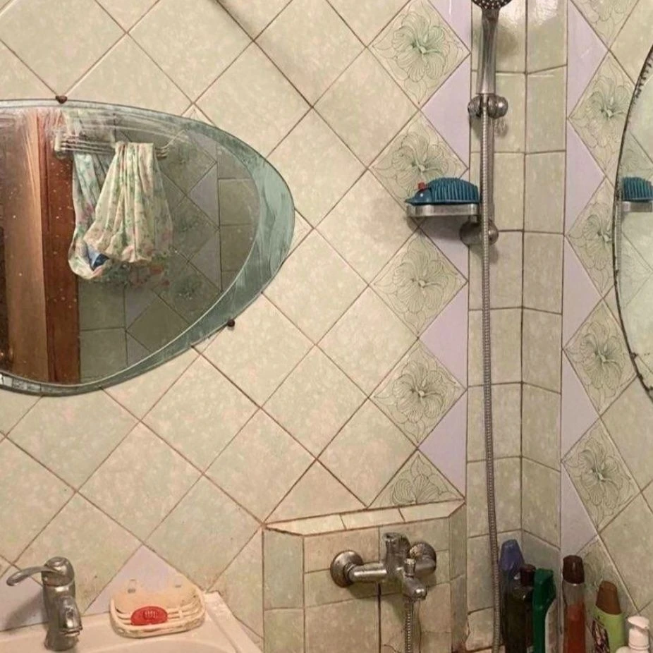 М.Холодная Гора, продам 2х комн.кварт.,ул.Волонтерская 71
