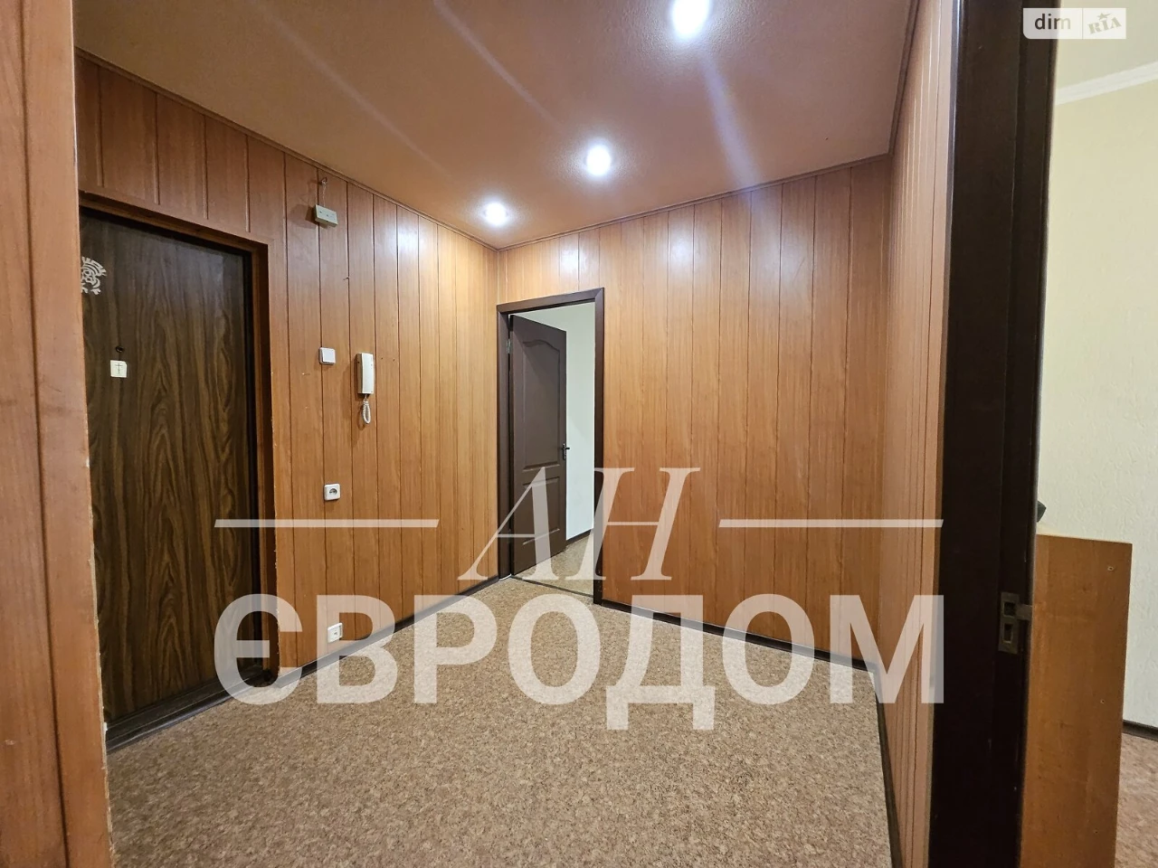 Продаж Квартира 339-ий мікрорайон