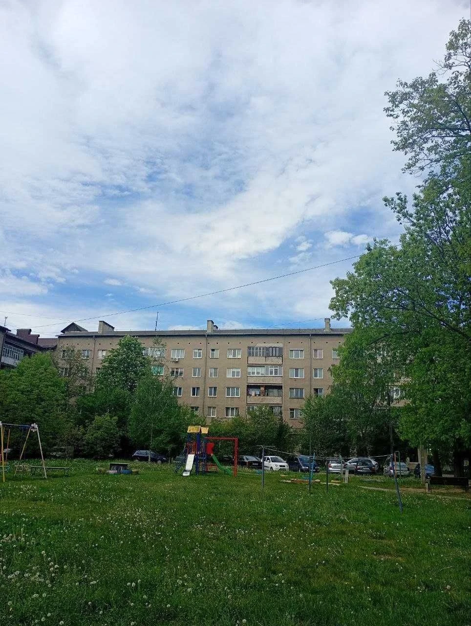 1-но кімнатна квартира коло парку ім. Шевченка