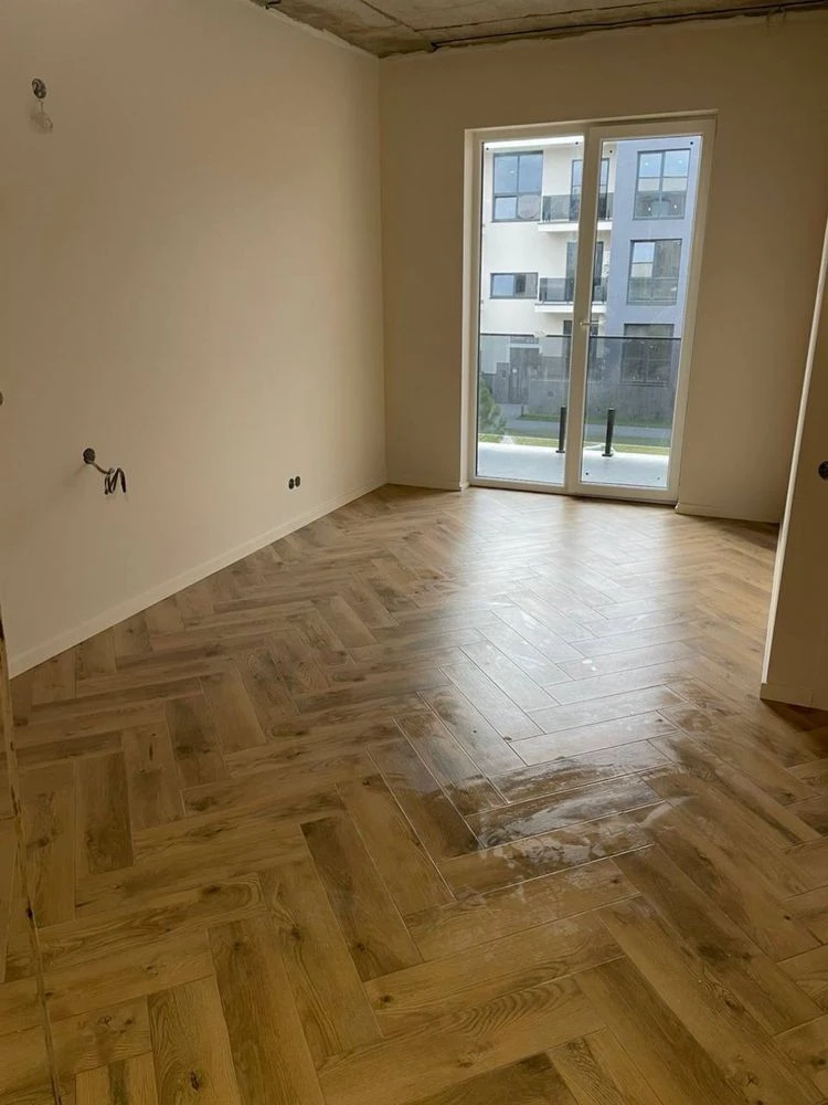 Продаж 1 к квартири