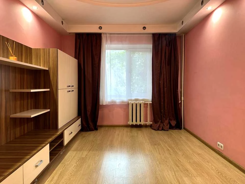 Квартира. Київ, Васильківська вул.