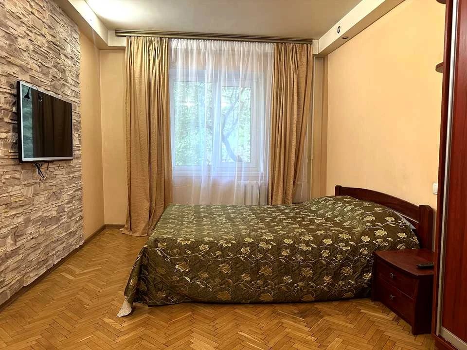 Квартира. Київ, Васильківська вул.